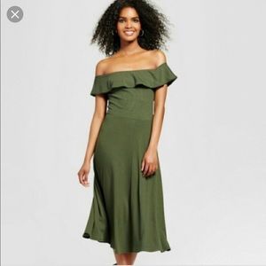 Off the shoulder army green mid length dress XS